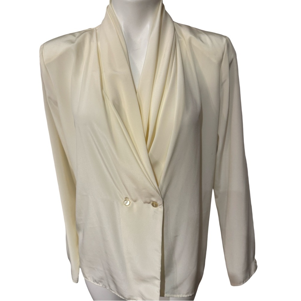 VINTAGE STATEMENT BLOUSE - Picture 2 of 7